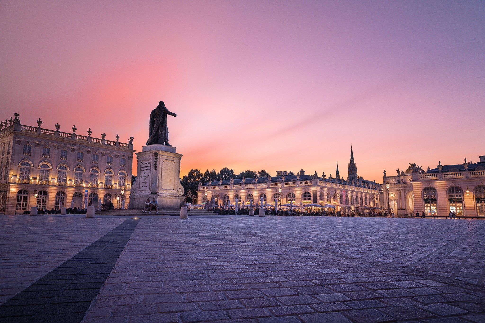 Place Stanislas au soleil couchant à Nancy | Lorraine