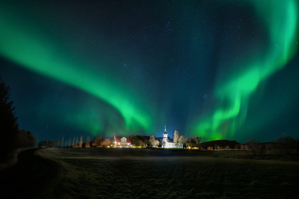Les dames vertes dans le ciel nordique | Islande © Pierre ROLIN
