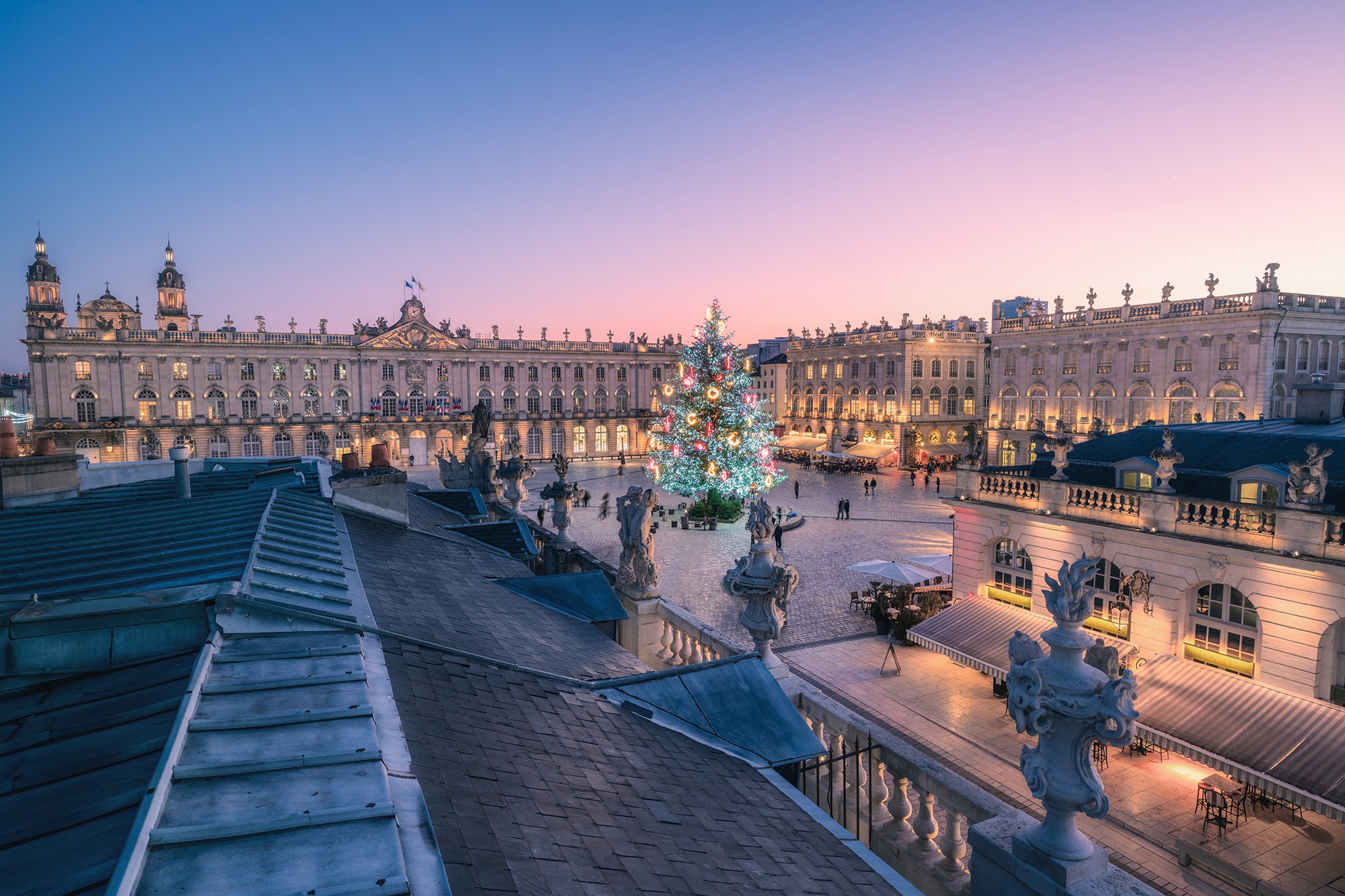 La Place Stanislas vue des toits | Nancy