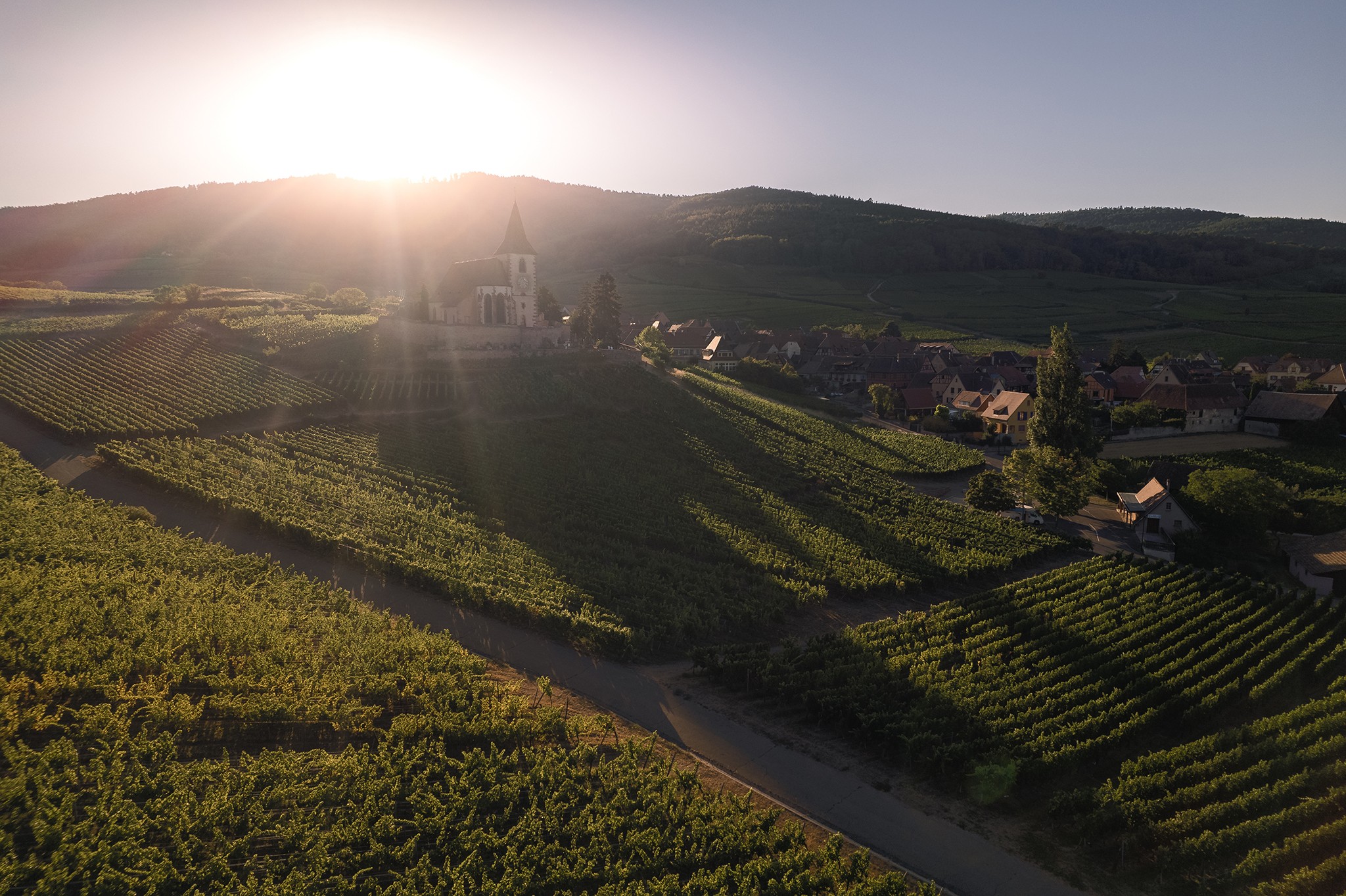 Hunawihr et son église au soleil couchant | Alsace, Grand Est © Pierre ROLIN - Photographe Nancy - Lorraine / Grand Est