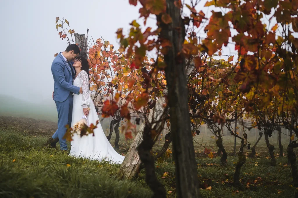 Séance de couple automnale dans les vignes du Toulois à Bruley (Lorraine) © Pierre ROLIN - Photographe mariage Nancy - Lorraine / Grand Est