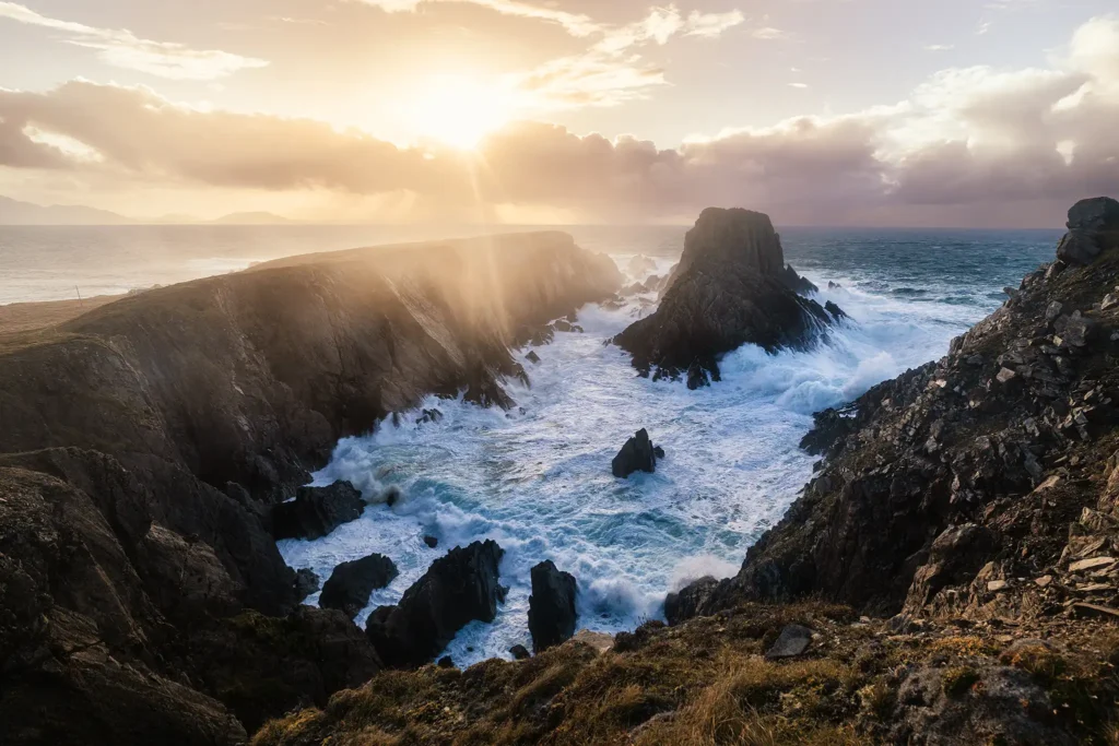 Falaises de Malin Head au soleil couchant - Irlande © Pierre ROLIN - Photographe paysages Nancy - Lorraine / Grand Est